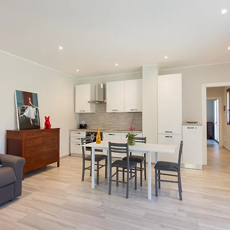 Casa Noce With Pool 펜션 *